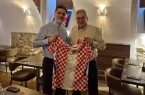 گفتگوی صمیمی سفیر ایران با برانکو در کمپ ورزشی واراژدین