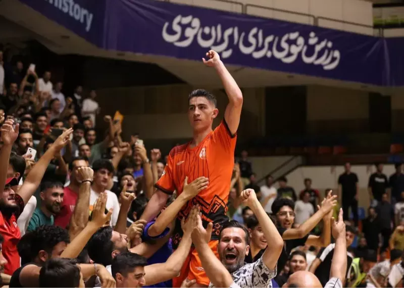 انتقال بهروز عظیمی به گهرزمین سیرجان معادلات فصل جدید فوتسال را تغییر می‌دهد