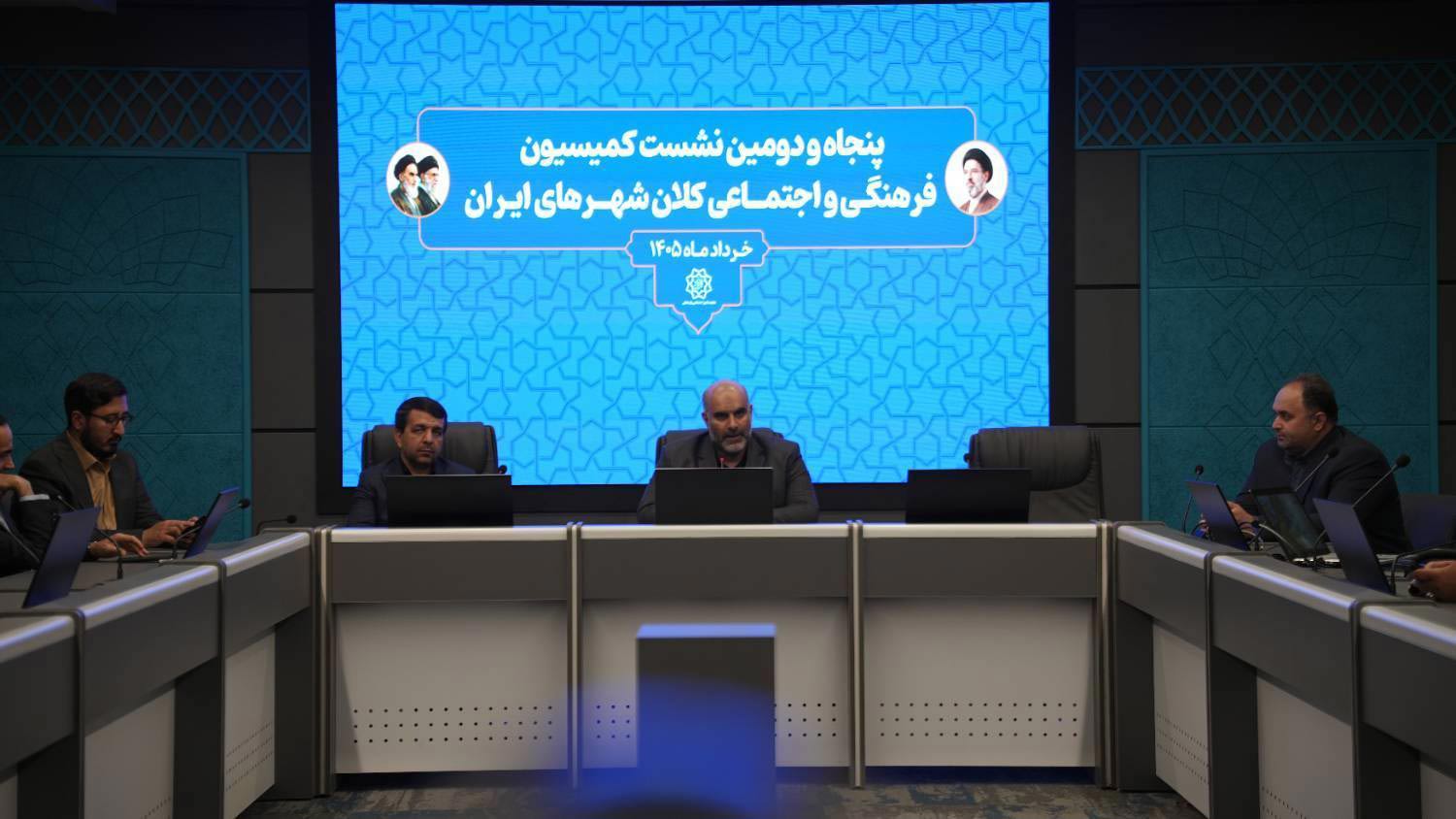 توکلی‌زاده بر آمادگی فرامنطقه‌ای برای میزبانی از مراسم‌های بزرگ تأکید کرد