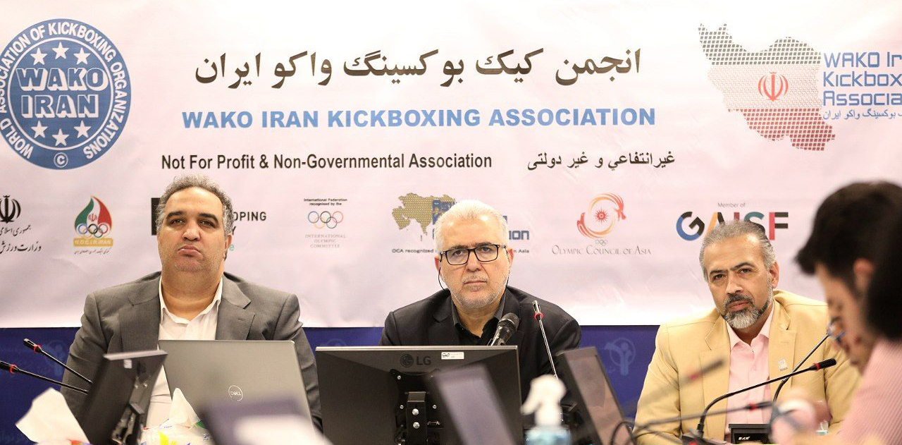 نصیری: دیگر با فدراسیون انجمنهای ورزشی همکاری نمی‌کنیم