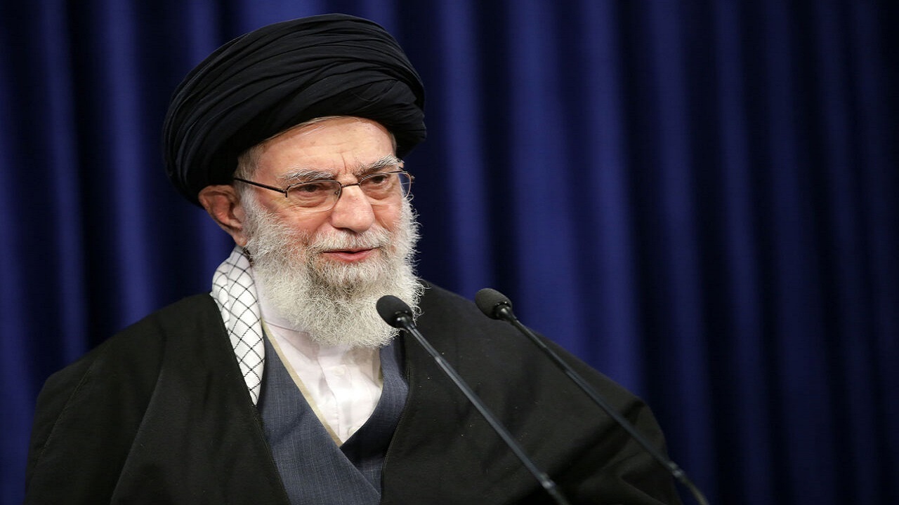 سخنان مقام معظم رهبری در خصوص ورزش پهلوانی + فیلم