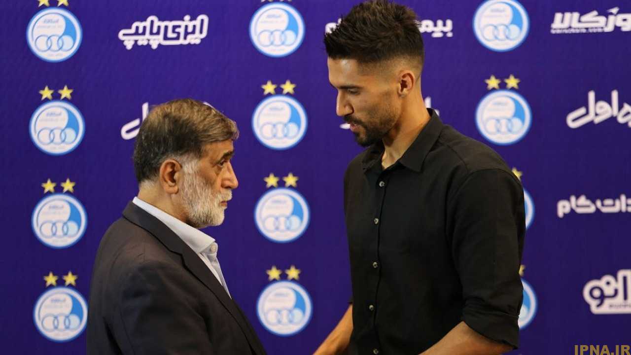 حسینی با استقلال تمدید کرد، زواری و میرزایی قرارداد بستند