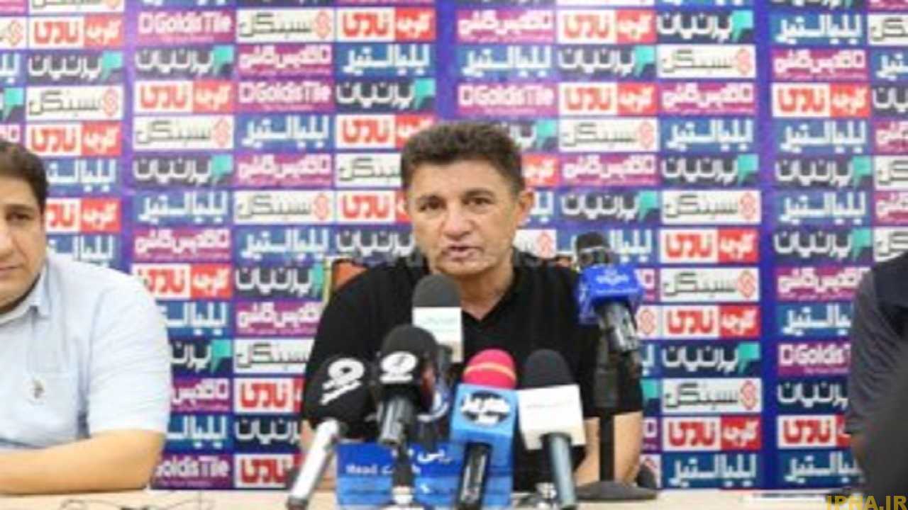 من ثروتمندم/ داوری بیشترین ضربه را به تیم هایم زد