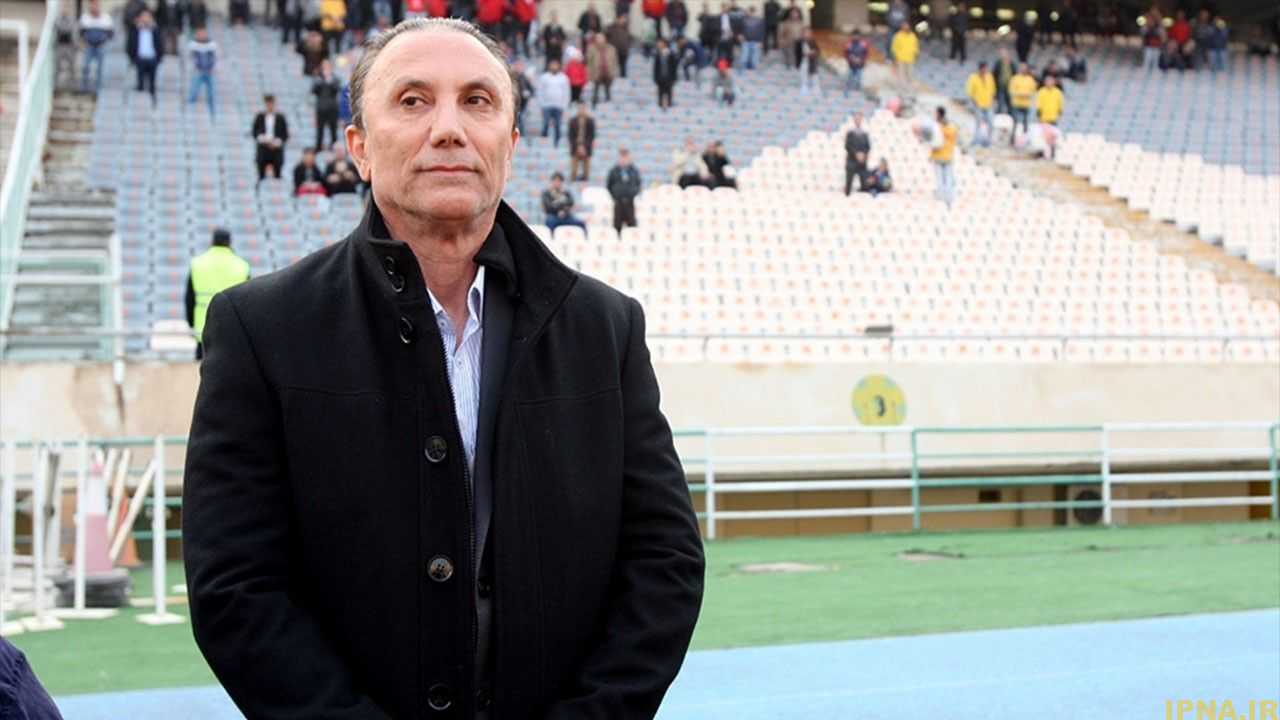 درخشان:پرسپولیس هوشمندانه ۳ امتیاز در اراک گرفت/ لوکادیا اضافه وزن دارد