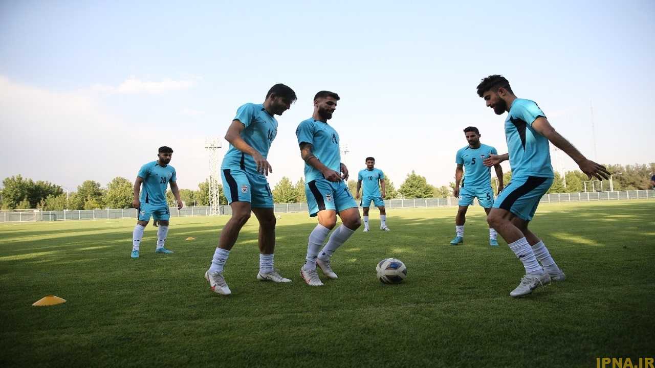 آغاز اردوی تیم ملی فوتبال با بازیکنان شاغل در لیگ برتر + فیلم و عکس