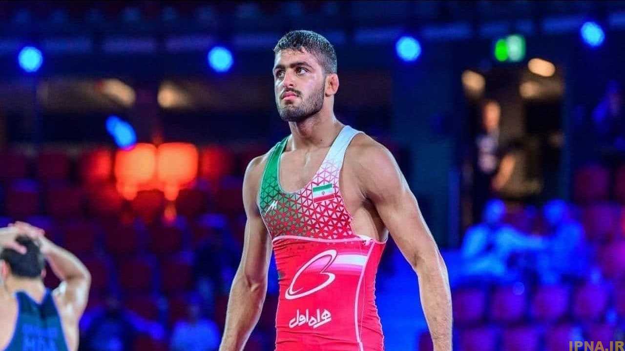 محرومیت قهرمان کشتی آسیا