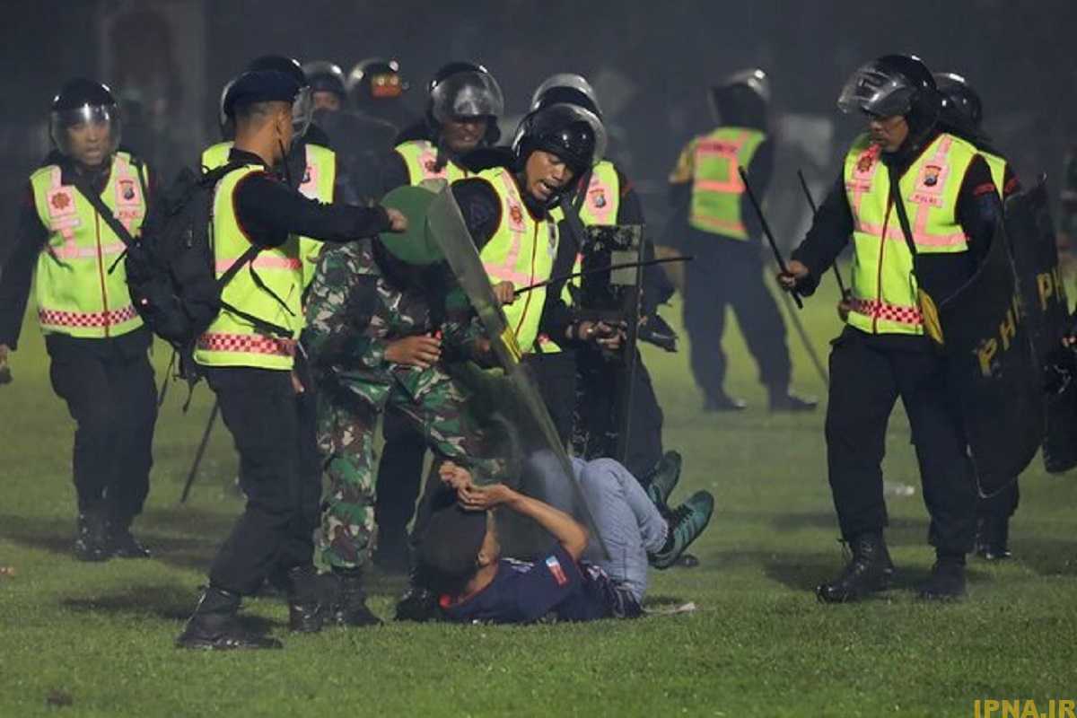 ۳۲ کودک، قربانی فاجعه فوتبال اندونزی