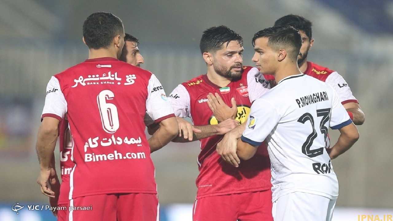 ملوان بعد از دریافت گل فقط اعتراض کردند/ داوران را نباید تحت فشار قرار داد