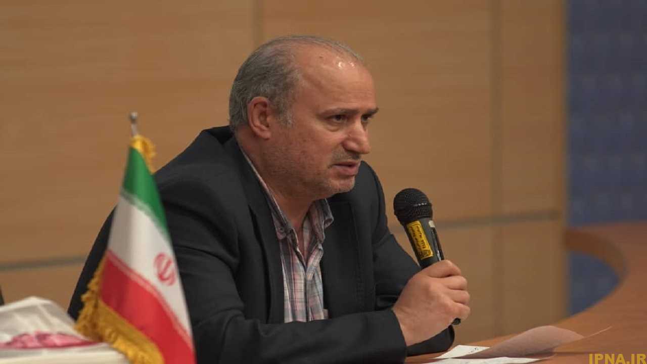 تاج: تیمی مجوز حرفه‌ای نگیرد شاید از شرکت در مسابقات کنار گذاشته شود