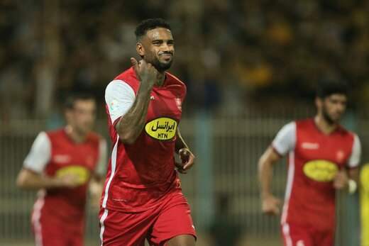 دردسر بزرگ پرسپولیس؛ ستاره هلندی ۱۱ میلیارد گران شد!