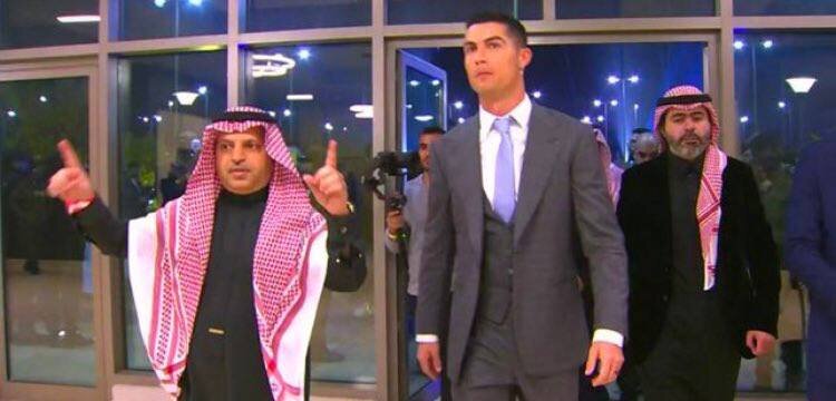 عکس | رونالدو وارد مرسول پارک شد