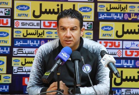 سرآسیابی: نفت زهر دار است و حریف را خواب می کند