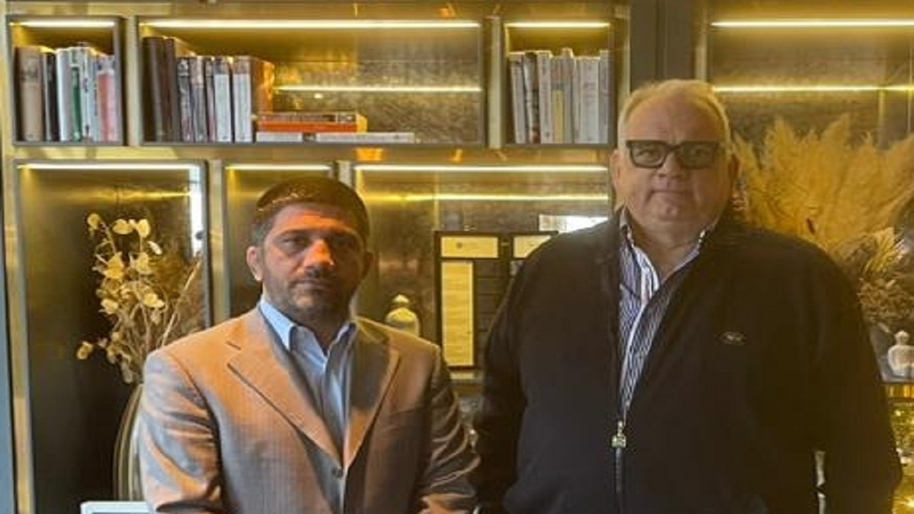 دیدار علیرضا دبیر با رئیس اتحادیه جهانی کشتی در بلگراد