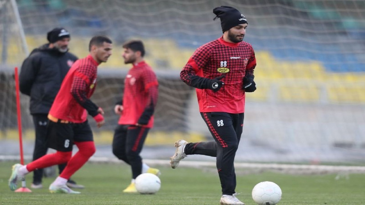 سیامک از پرسپولیس جدا شده است؟