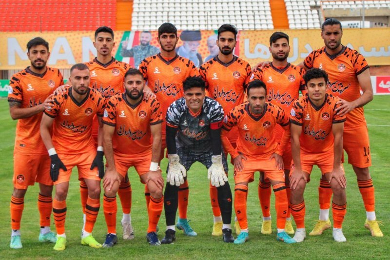 بازیکنان مس شارژ مالی شدند