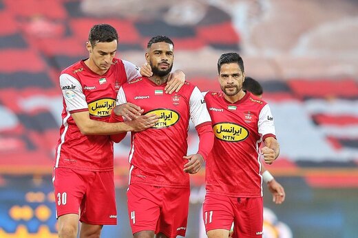 پرسپولیس گل‌محمدی روی کاکل خارجی‌ها