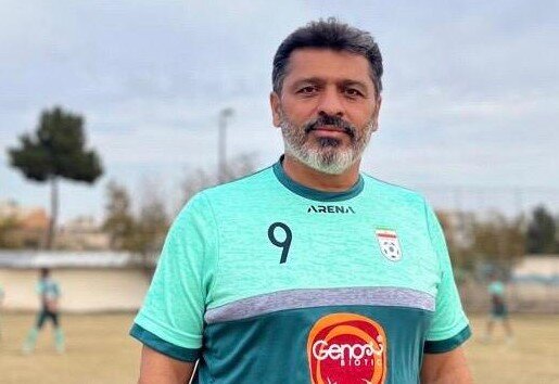 یحیی گل محمدی بدون لجن بازی و مشکل داوری به هوادار باخت!