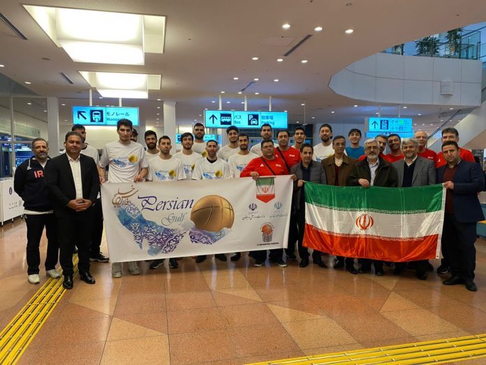 آسمان خراشان ایران با پیراهن منتقش به خلیج فارس وارد توکیو شدند