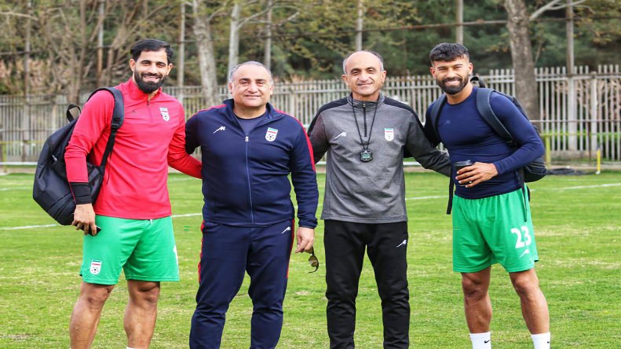 ستاره‌های تیم ملی کنار سرمربی تیم نوجوانان