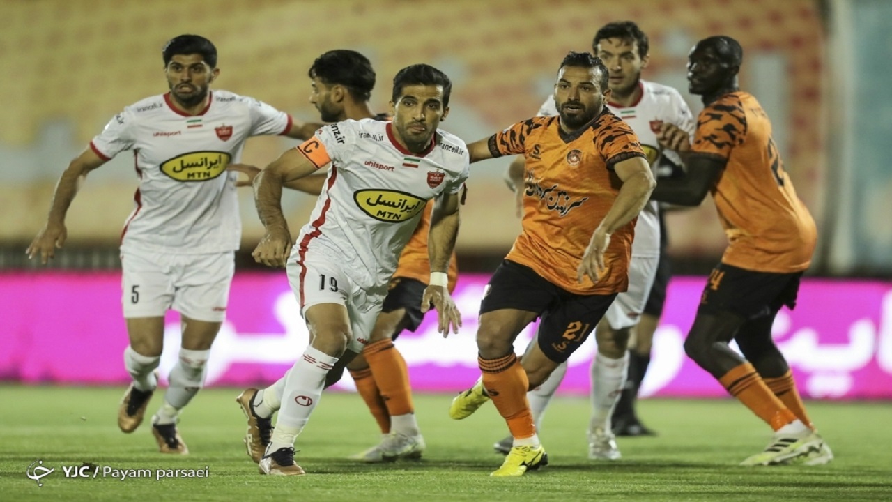 درخشان: پرسپولیس برای قهرمانی باید در دربی برنده شود/ سرمربی سپاهان نباید جوسازی کند