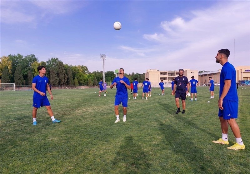 پیکان بازیکنان امید خود را به اصفهان بُرد!
