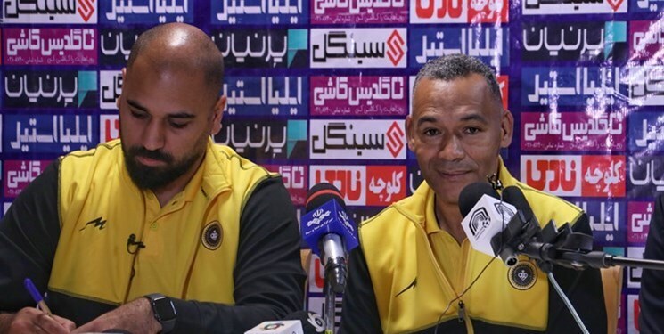 مورایس: قهرمانی را به پرسپولیس تبریک می گویم/ از سقوط مس کرمان ناراحتم