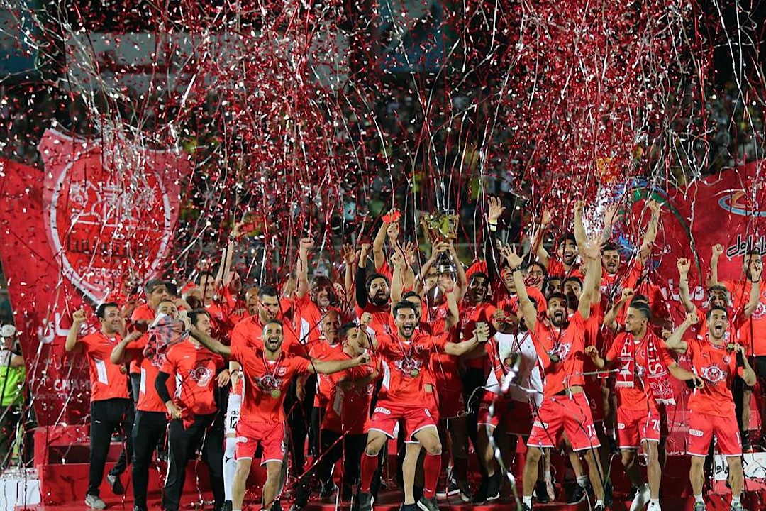 تبریک قهرمانی پرسپولیس از سوی اتحادیه باشگاه‌ها