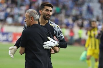 بیرانوند: دست‌بوس هواداران استقلال هستم