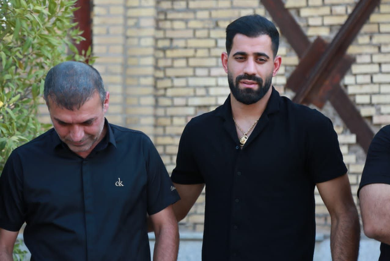 عکس‌| ملی‌پوش پرسپولیسی در مراسم خاکسپاری بازیکن نفت
