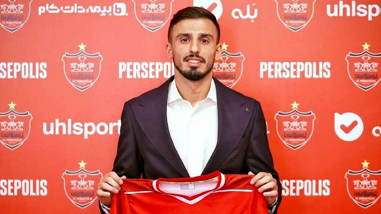 سعید صادقی با پرسپولیس تمدید کرد