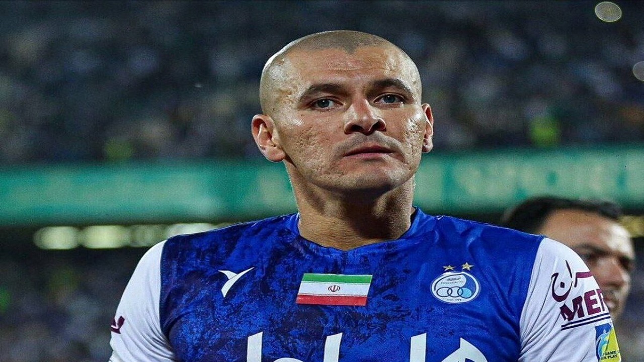 تلاش باشگاه استقلال برای بازگرداندن مدافع برزیلی