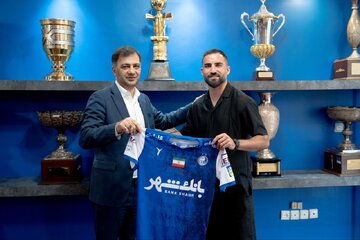 عکس| بمب تابستانی آبی‌ها در لباس استقلال