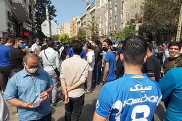 شما نظر بدهید / «تئوری توطئه» مسئولان علیه استقلال قبل از شروع رقابت‌های لیگ برتر واقعیت دارد یا خیر؟ چرا؟