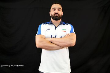 گلیج ضربه فنی شد و به نیمه‌نهایی نرسید