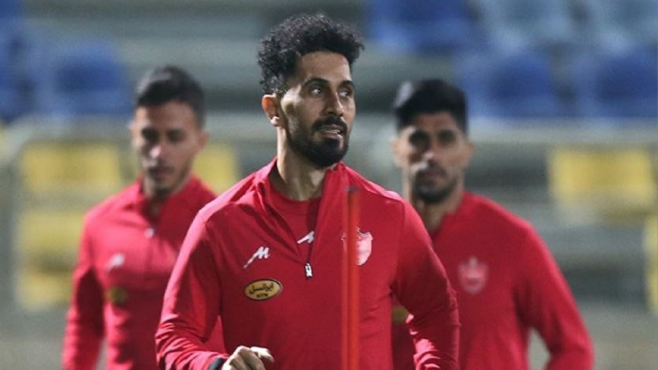 بازگشت کاپیتان پرسپولیس به تمرینات پیش از بازی با سپاهان