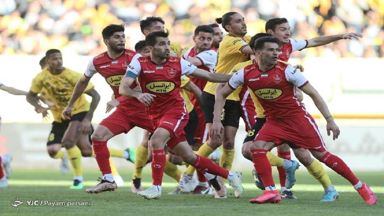 بازی پرسپولیس و سپاهان حکم قهرمانی نیم‌فصل را دارد