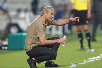 غیبت یحیی گل‌محمدی و لغو جلسه هیئت مدیره پرسپولیس