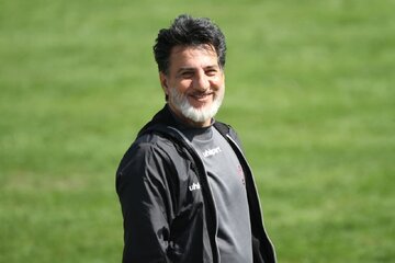 شاهرخ بیانی: قلعه‌نویی باید بگوید چرا ابراهیمی را دعوت کرد!