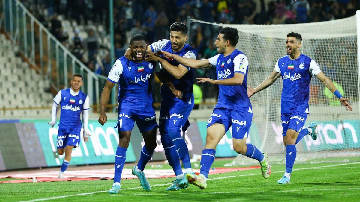 استقلال 2-1 گل‌گهر؛ کامبک رویایی آبی‌ها در شب جنجالی آزادی! | فوتبال ۳۶۰