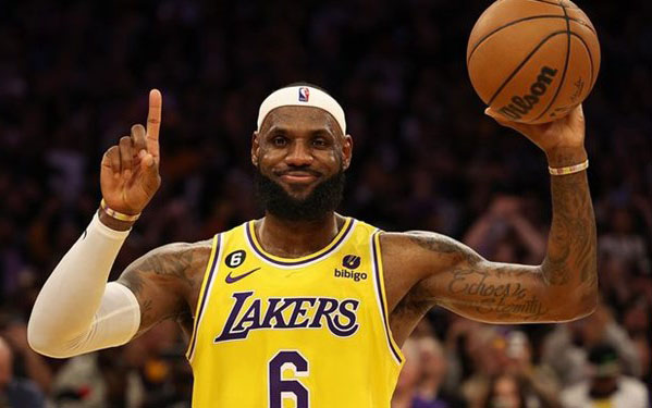 برنامه لبران جیمز برای خداحافظی از NBA
