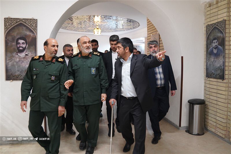 عکس‌| ملاقات علیرضا دبیر و حسن یزدانی با سردار سپاه
