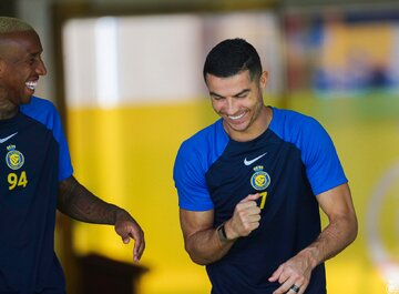 عکس| روحیه بالای رونالدو قبل از دیدار با پرسپولیس