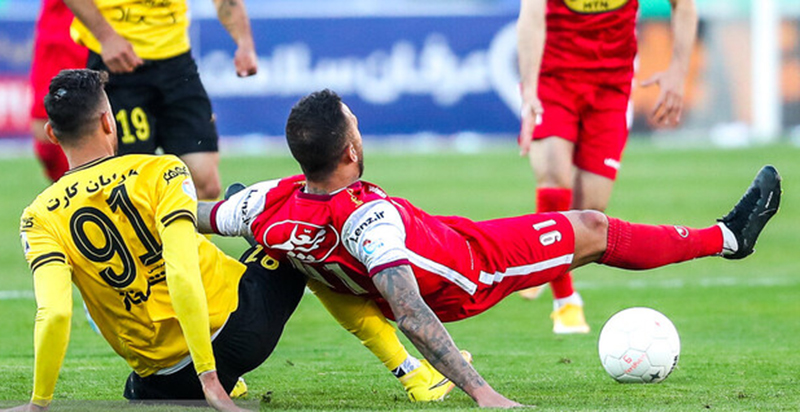 کورس پرسپولیس و سپاهان برای قهرمانی نیم فصل
