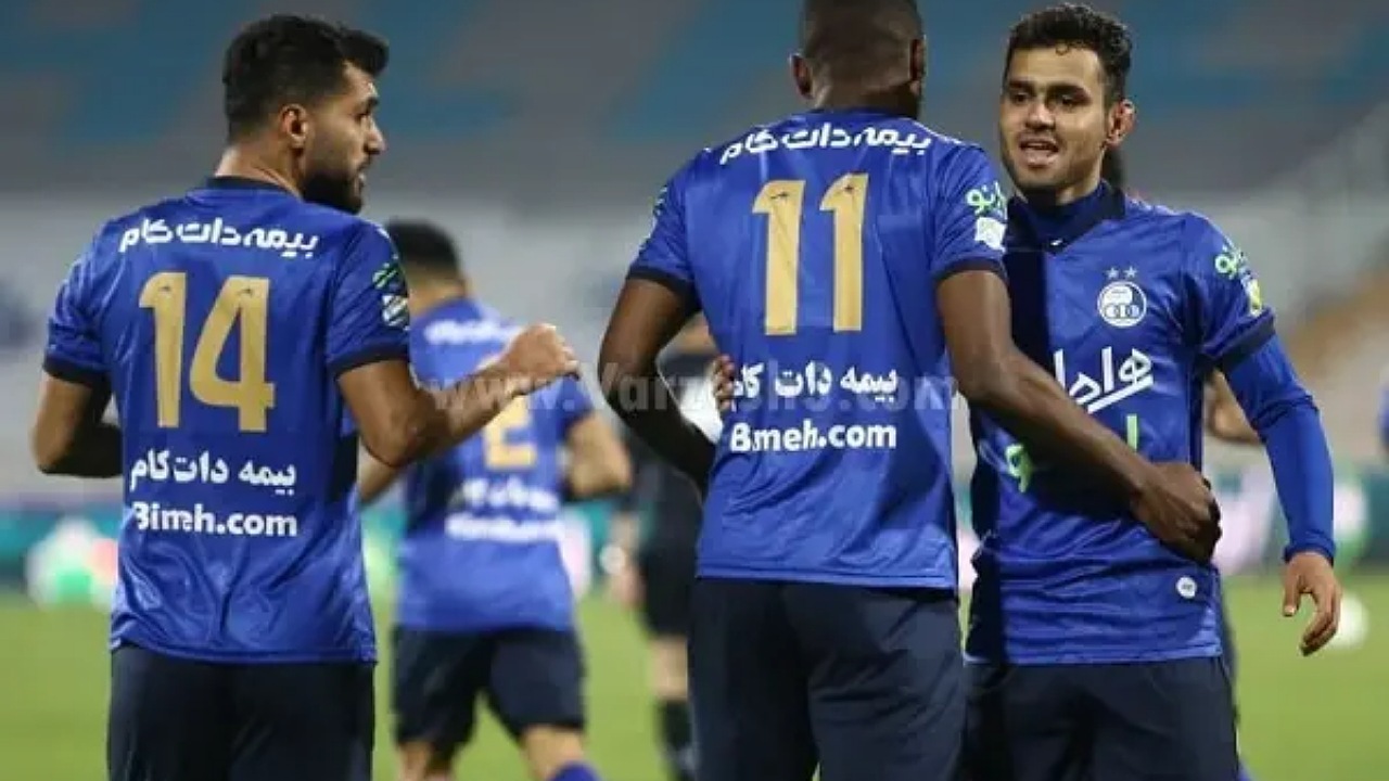 ۲ استقلالی محروم شدند
