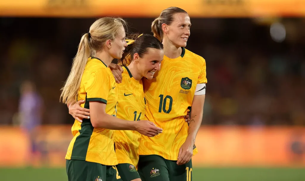 Women&#۸۲۱۷;s Olympic Football Tournament: Meet the teams