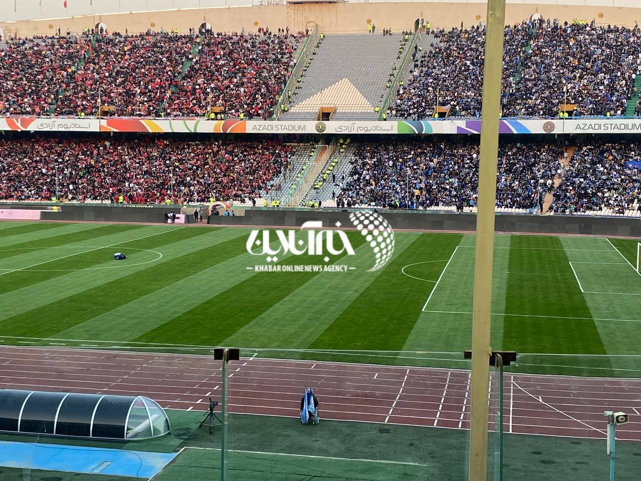 6004659-1 عکس| تماشاگران استقلال و پرسپولیس 2 ساعت مانده دربی
