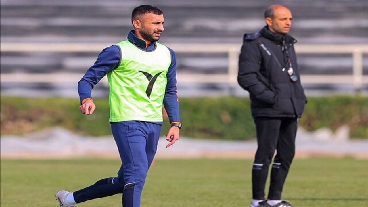 مهدی‌زاده نارنجی پوش شد
