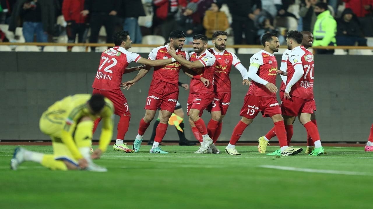 سلیمانی: ضربه پنالتی باید به نفع پرسپولیس گرفته می شد/ گل دوم مس رفسنجان آفساید بود