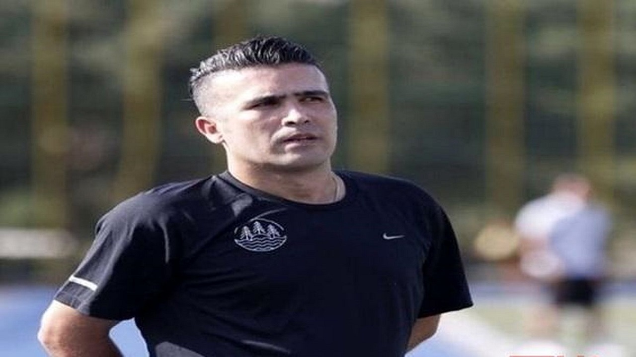 مربی ملوان: تیم دست و پابسته‌ای برابر پرسپولیس نیستیم/ خوشحالی مردم انزلی در اولویت اولمان است