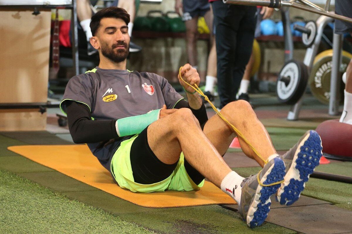 6017593-1 عکس| بدنسازی بیرانوند با شرایط خاص